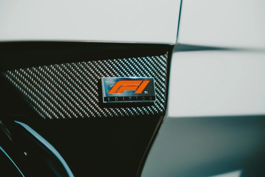 2023 Aston Martin V8 Vantage (2019+) - Image 19 of 31
