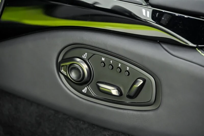 2023 Aston Martin V8 Vantage (2019+) - Image 20 of 31