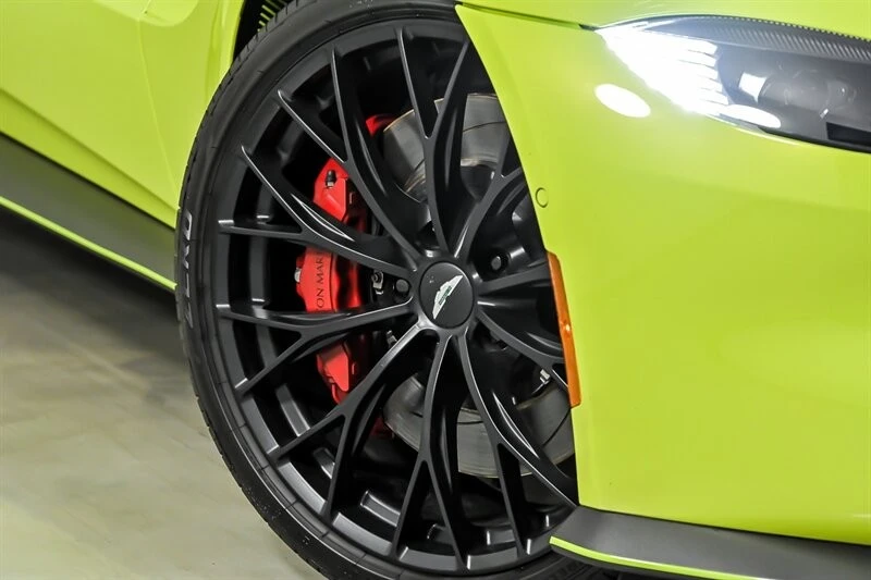 2023 Aston Martin V8 Vantage (2019+) - Image 4 of 31