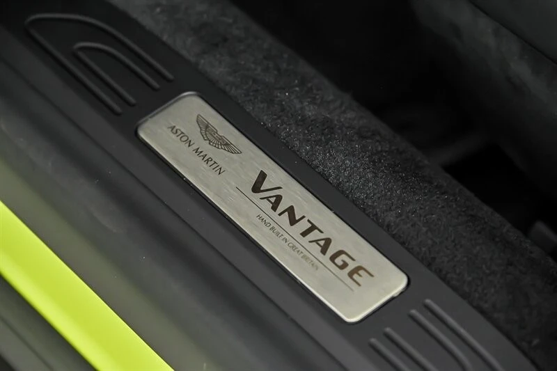 2023 Aston Martin V8 Vantage (2019+) - Image 19 of 31