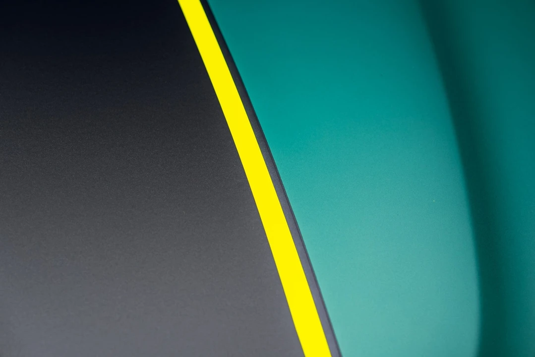 2023 Aston Martin V8 Vantage (2019+) - Image 19 of 31