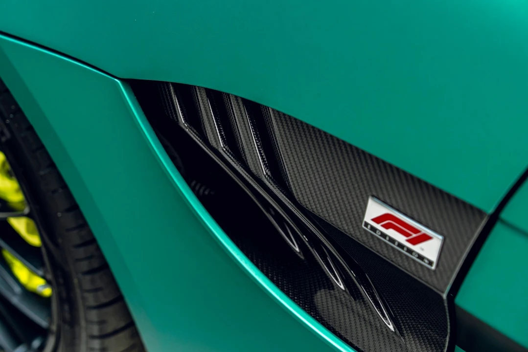 2023 Aston Martin V8 Vantage (2019+) - Image 24 of 31