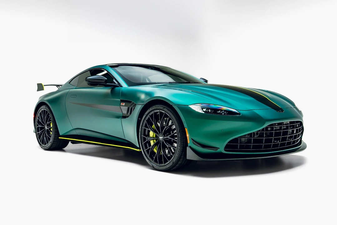 2023 Aston Martin V8 Vantage (2019+) - Image 4 of 31