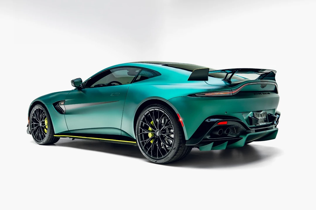 2023 Aston Martin V8 Vantage (2019+) - Image 9 of 31