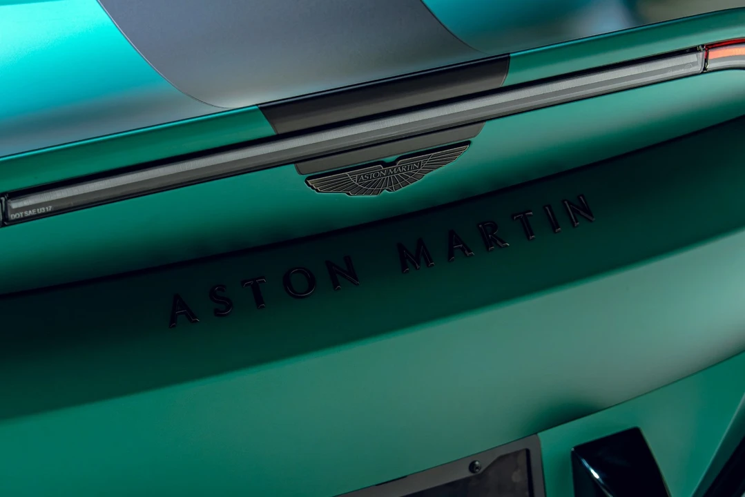 2023 Aston Martin V8 Vantage (2019+) - Image 29 of 31