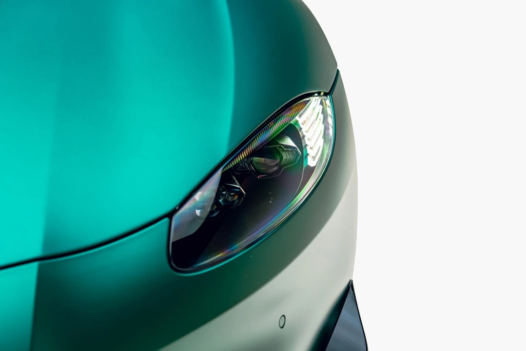2023 Aston Martin V8 Vantage (2019+) - Image 16 of 31