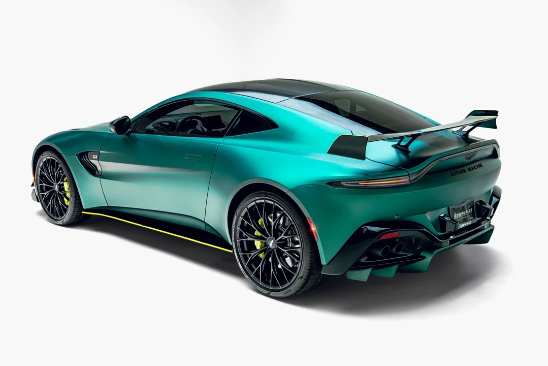 2023 Aston Martin V8 Vantage (2019+) - Image 10 of 31