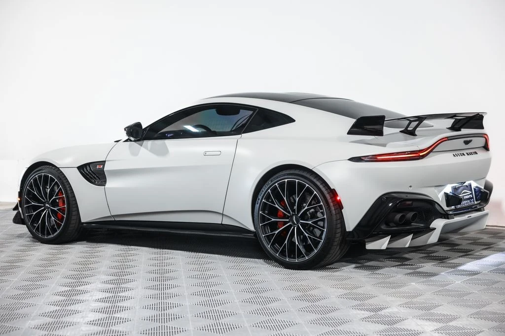 2023 Aston Martin - Image 17 of 31