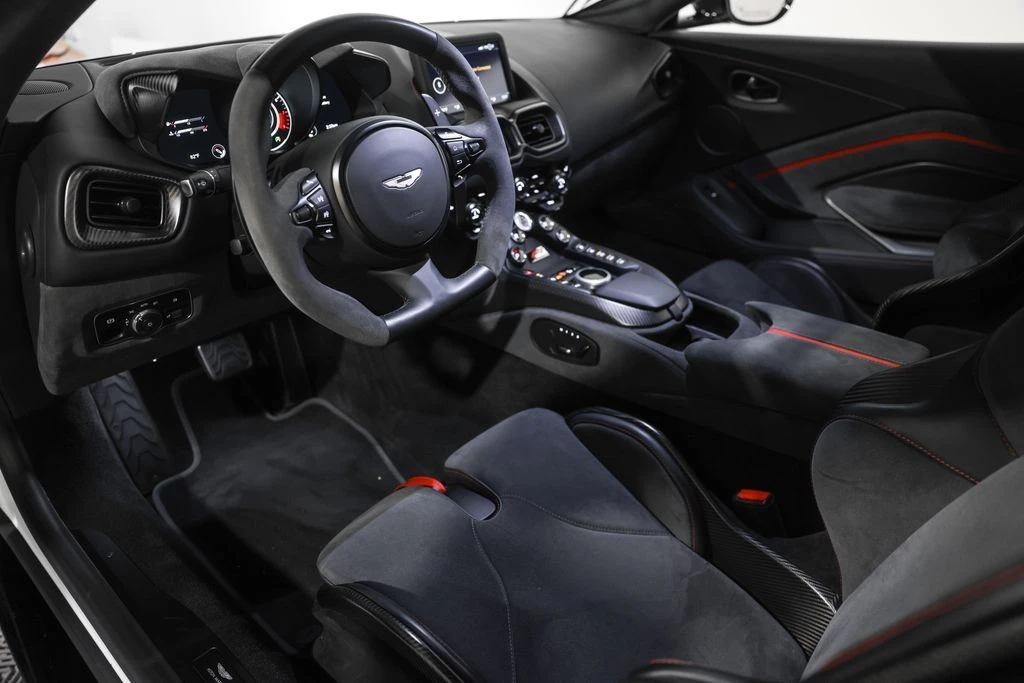 2023 Aston Martin - Image 28 of 31