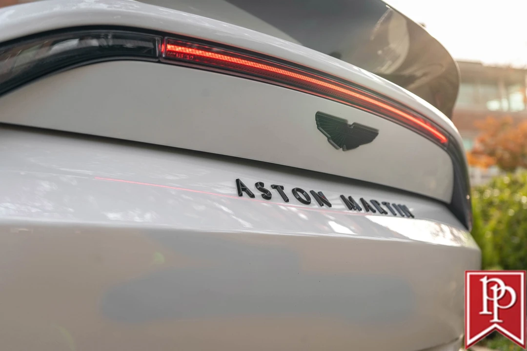 2023 Aston Martin V8 Vantage (2019+) - Image 7 of 21