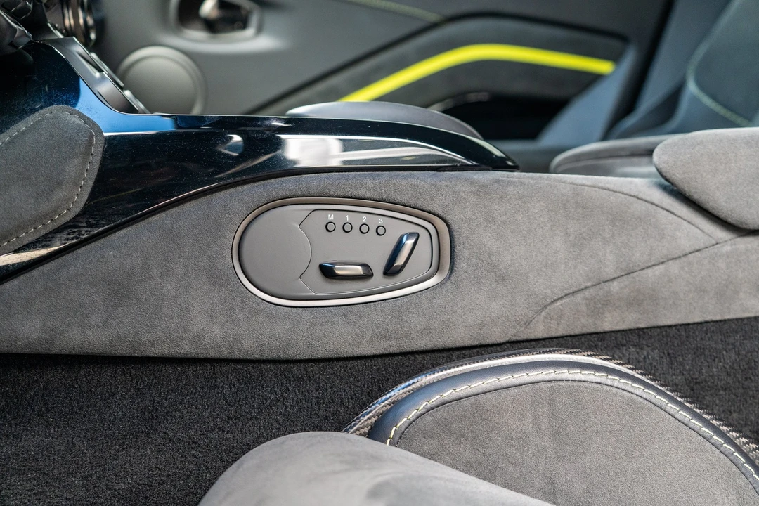 2023 Aston Martin V8 Vantage (2019+) - Image 22 of 31