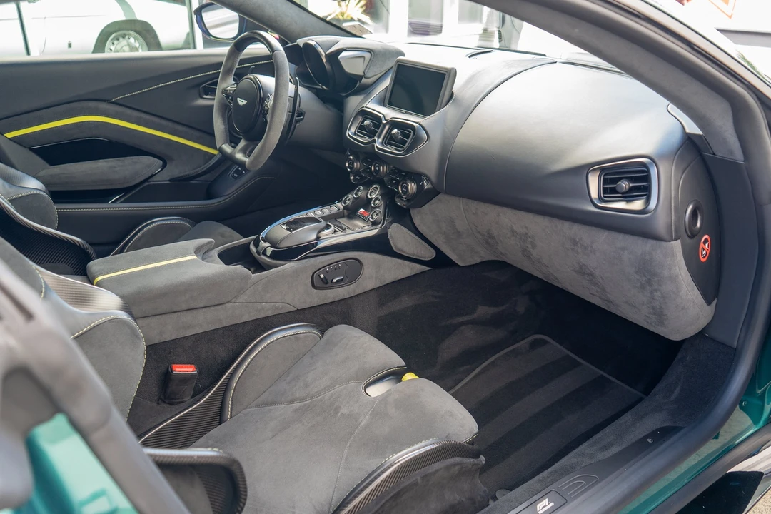 2023 Aston Martin V8 Vantage (2019+) - Image 23 of 31