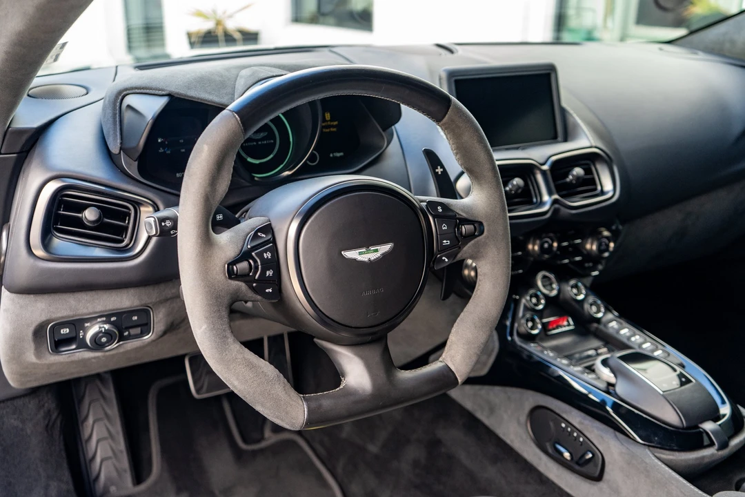 2023 Aston Martin V8 Vantage (2019+) - Image 11 of 31