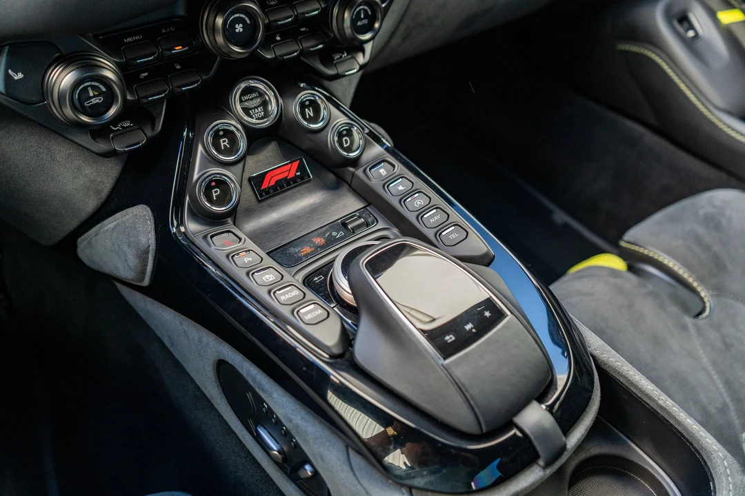 2023 Aston Martin V8 Vantage (2019+) - Image 21 of 31
