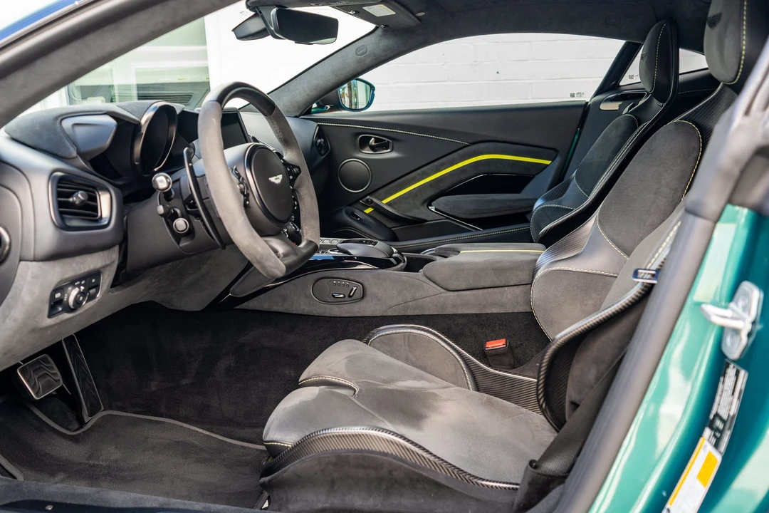 2023 Aston Martin V8 Vantage (2019+) - Image 12 of 31