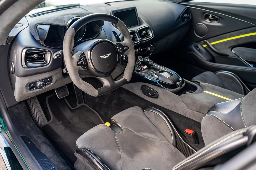 2023 Aston Martin V8 Vantage (2019+) - Image 3 of 31
