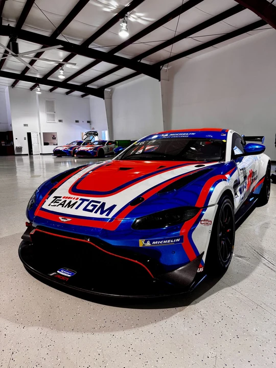 2023 Aston Martin V8 Vantage (2019+) - Image 7 of 31