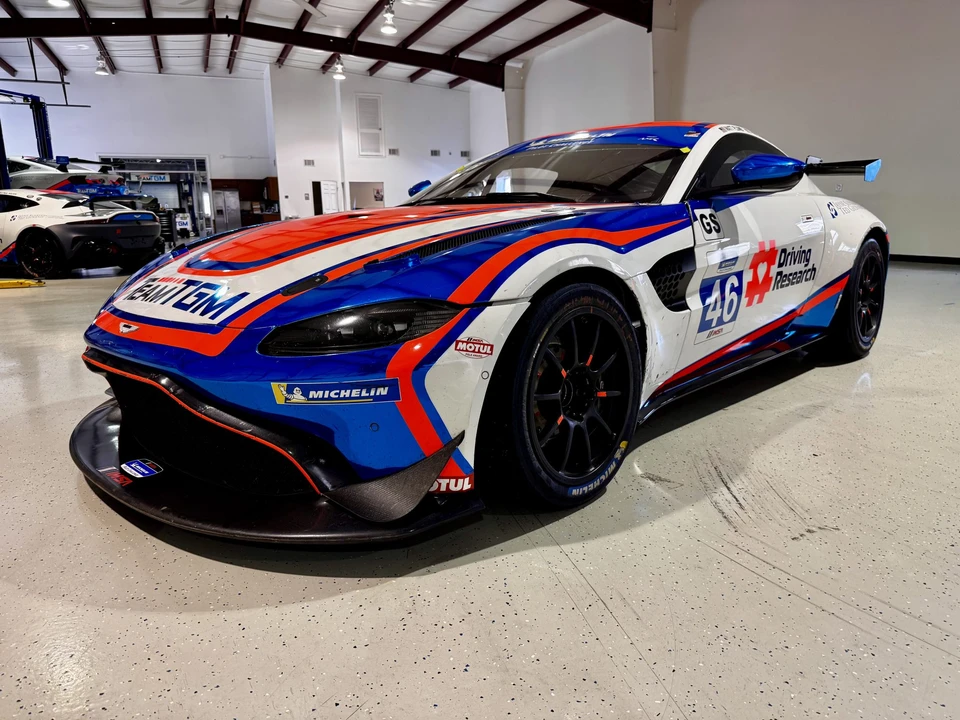 2023 Aston Martin V8 Vantage (2019+) - Image 9 of 31