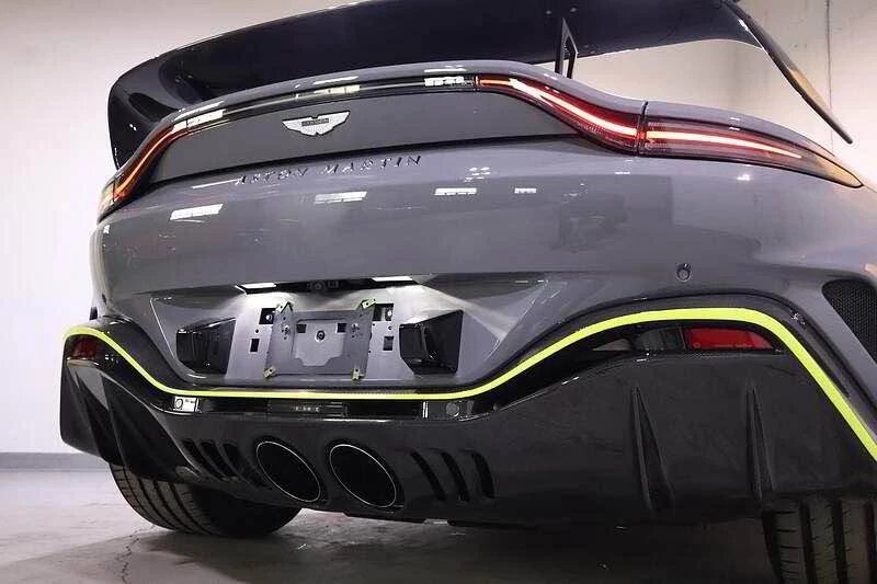 2023 Aston Martin V8 Vantage (2019+) - Image 9 of 16