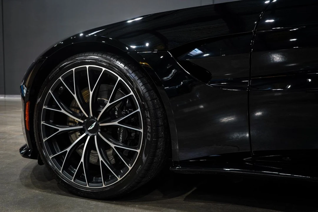2023 Aston Martin V8 Vantage (2019+) - Image 12 of 21