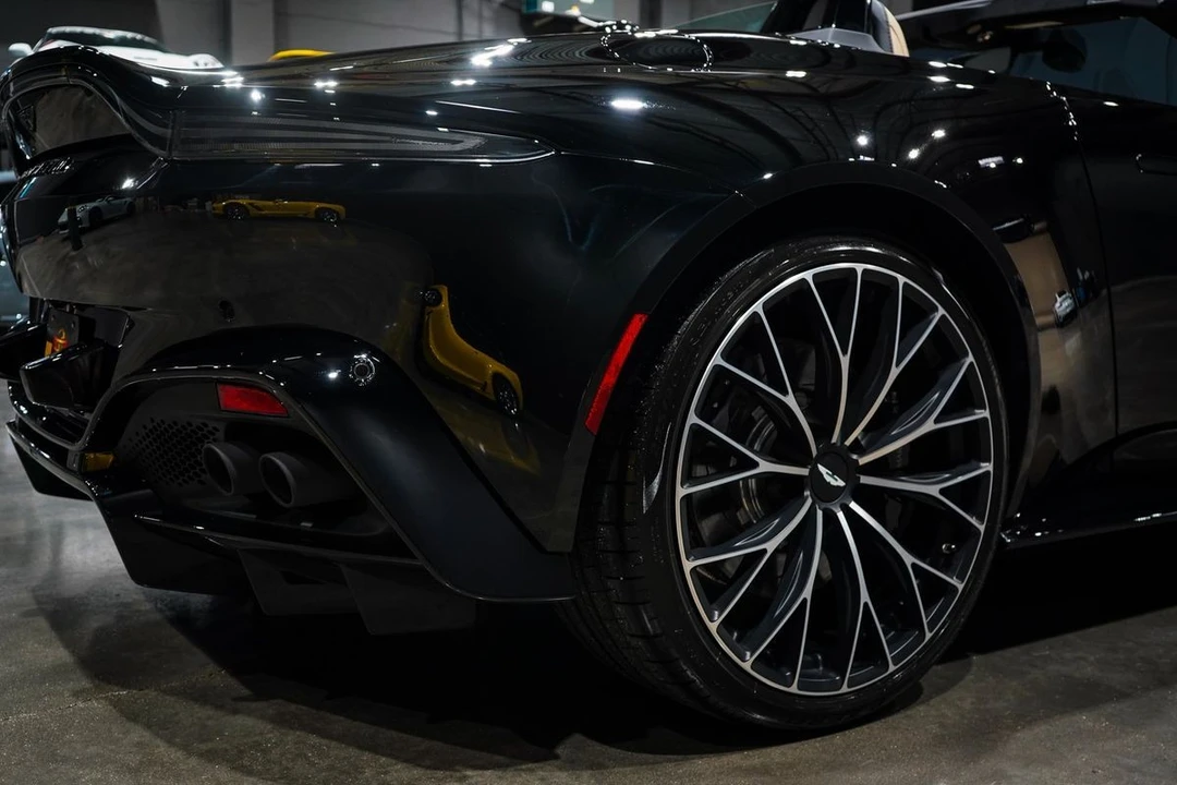 2023 Aston Martin V8 Vantage (2019+) - Image 18 of 21