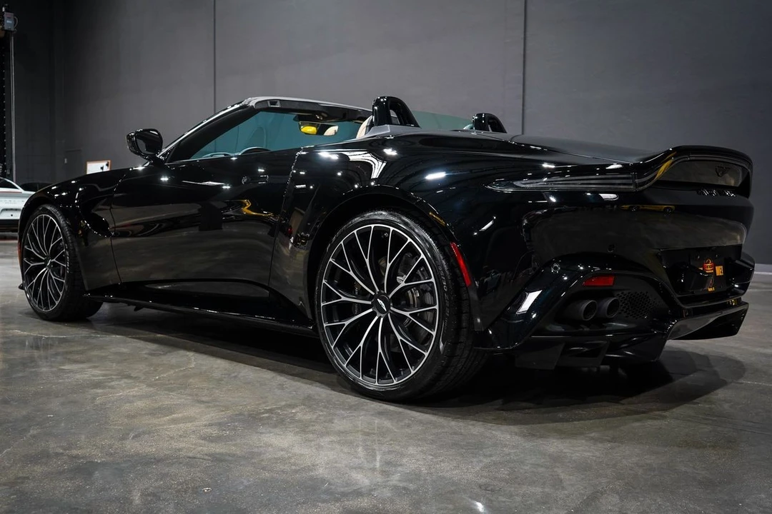 2023 Aston Martin V8 Vantage (2019+) - Image 4 of 21
