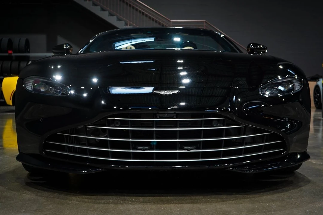 2023 Aston Martin V8 Vantage (2019+) - Image 9 of 21