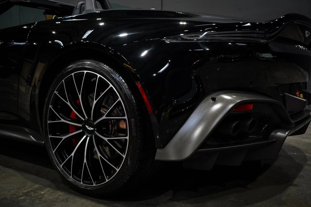 2023 Aston Martin V8 Vantage (2019+) - Image 13 of 21