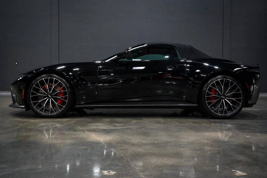 2023 Aston Martin V8 Vantage (2019+) - Image 20 of 21