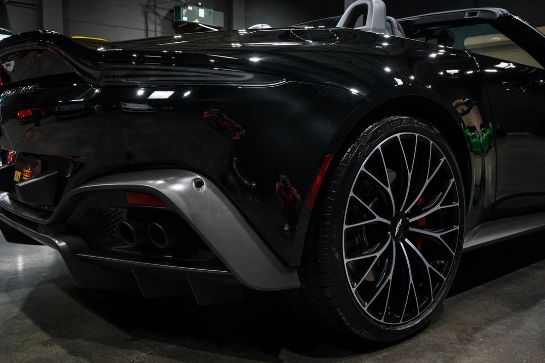 2023 Aston Martin V8 Vantage (2019+) - Image 17 of 21