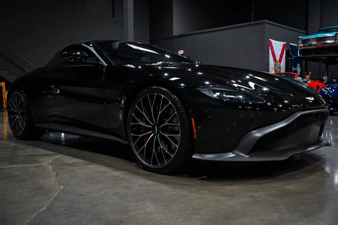 2023 Aston Martin V8 Vantage (2019+) - Image 24 of 31