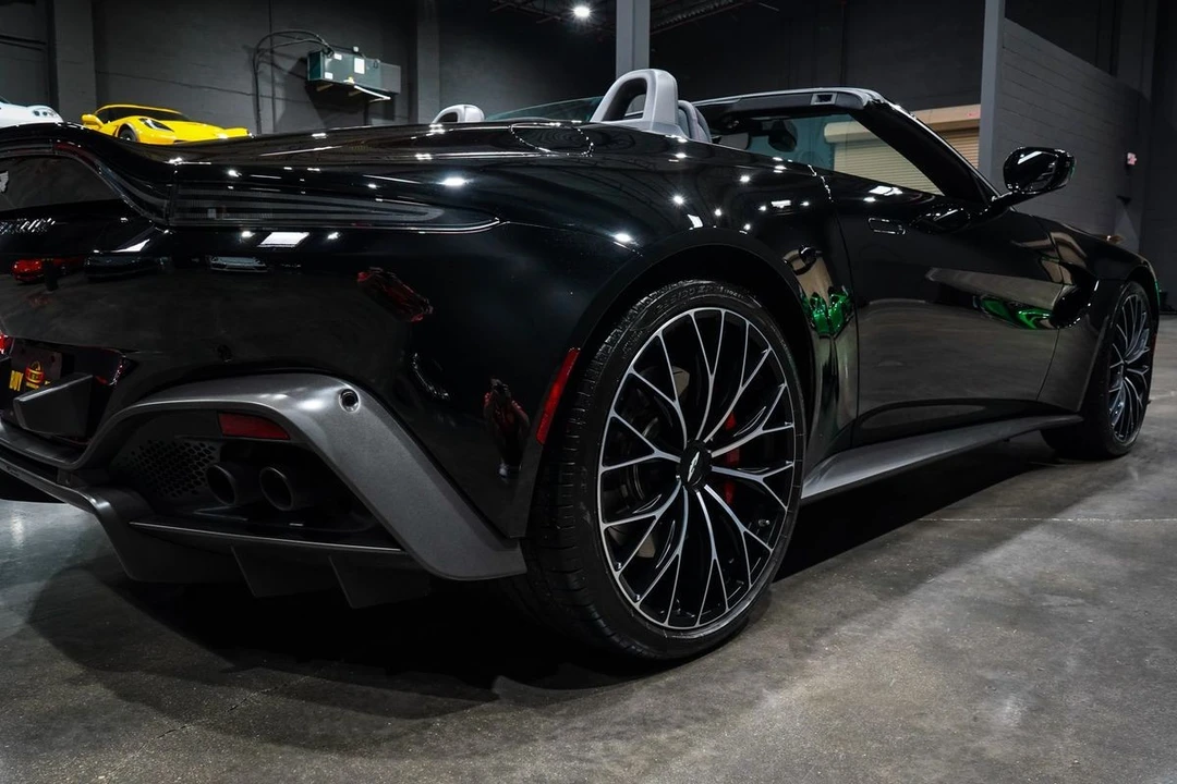 2023 Aston Martin V8 Vantage (2019+) - Image 18 of 21