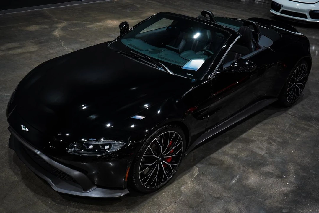 2023 Aston Martin V8 Vantage (2019+) - Image 30 of 31