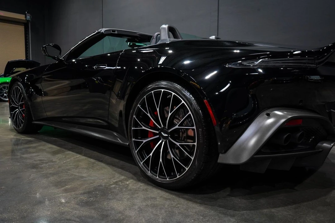2023 Aston Martin V8 Vantage (2019+) - Image 14 of 21