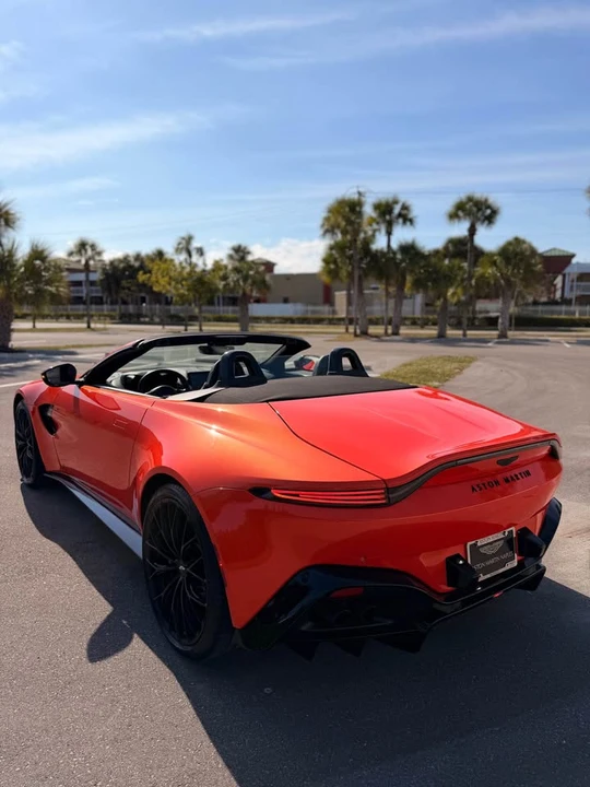2023 Aston Martin Vantage - Image 6 of 19