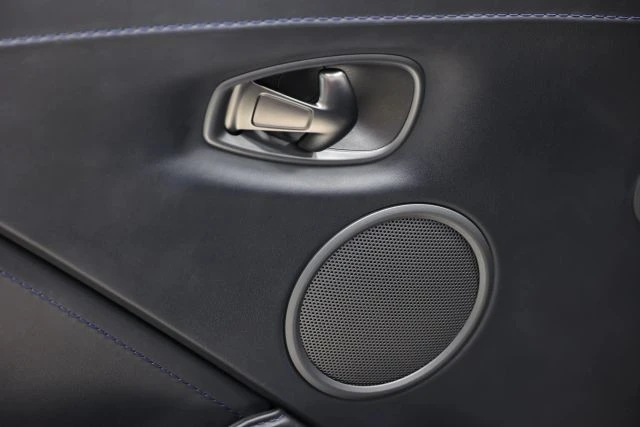 2023 Aston Martin V8 Vantage (2019+) - Image 13 of 31