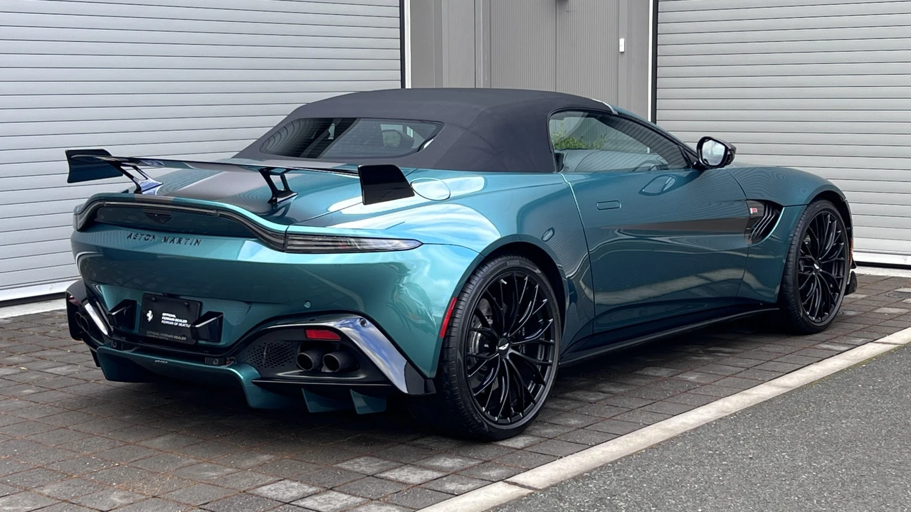2023 Aston Martin V8 Vantage (2019+) - Image 6 of 31