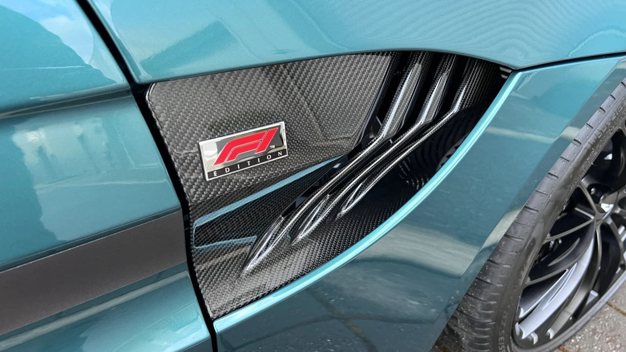2023 Aston Martin V8 Vantage (2019+) - Image 28 of 31