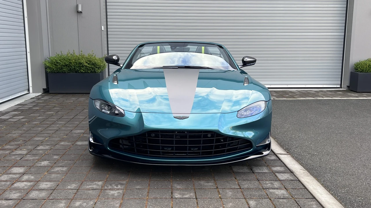 2023 Aston Martin V8 Vantage (2019+) - Image 17 of 31