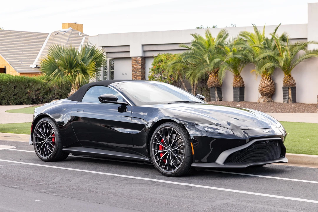 2023 Aston Martin V8 Vantage (2019+) - Image 15 of 31