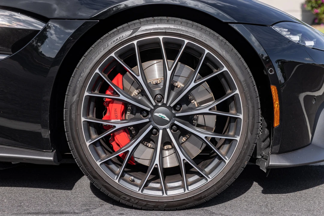 2023 Aston Martin V8 Vantage (2019+) - Image 22 of 31