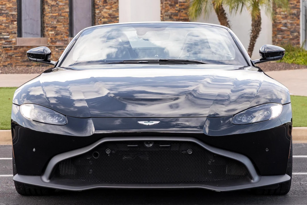 2023 Aston Martin V8 Vantage (2019+) - Image 2 of 31