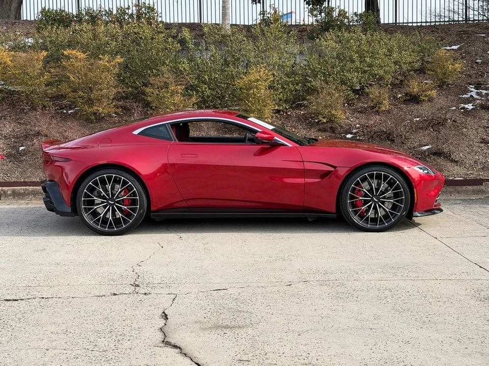 2023 Aston Martin V8 Vantage (2019+) - Image 14 of 21