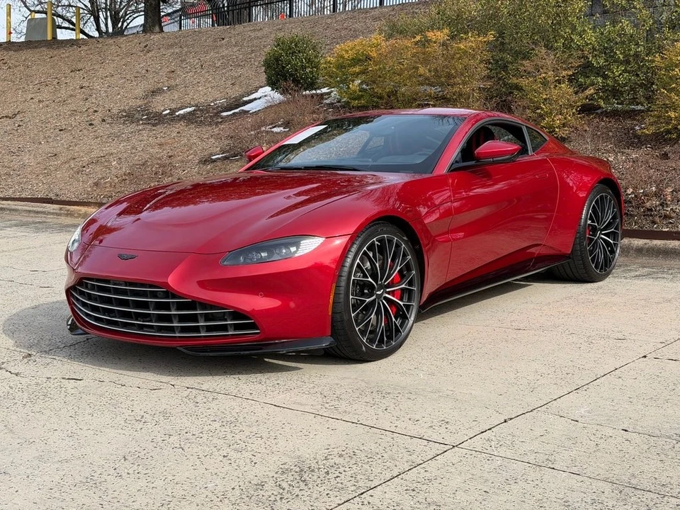 2023 Aston Martin V8 Vantage (2019+) - Image 19 of 21