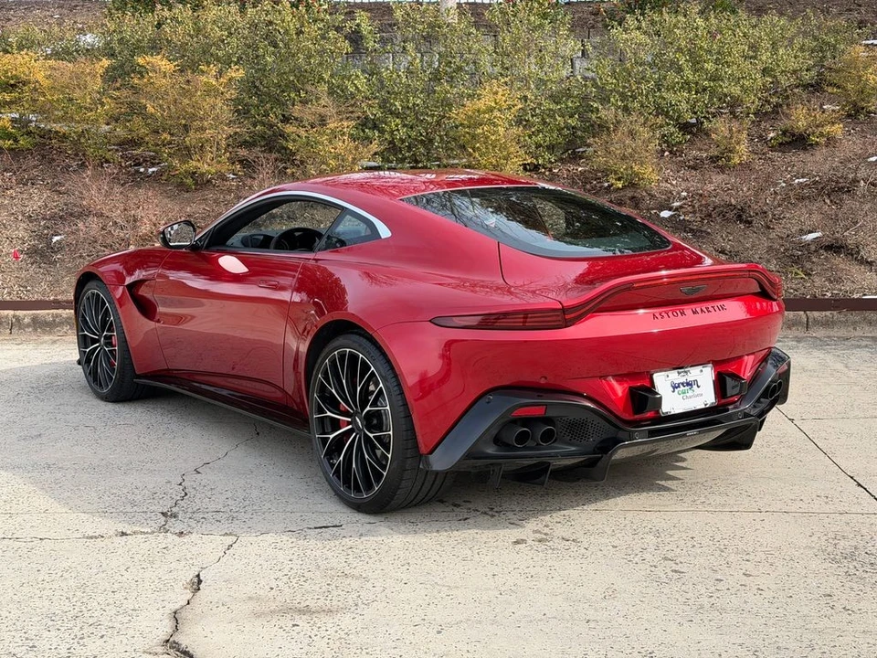 2023 Aston Martin V8 Vantage (2019+) - Image 3 of 31