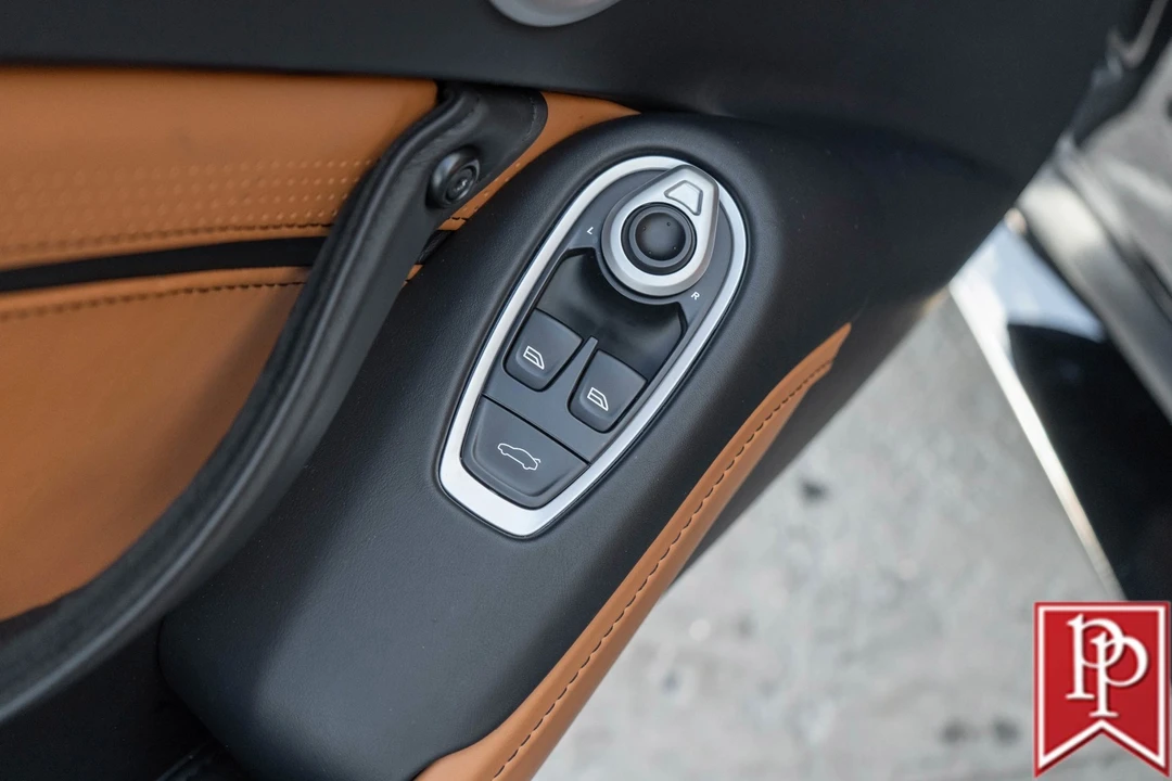 2023 Aston Martin V8 Vantage (2019+) - Image 14 of 21