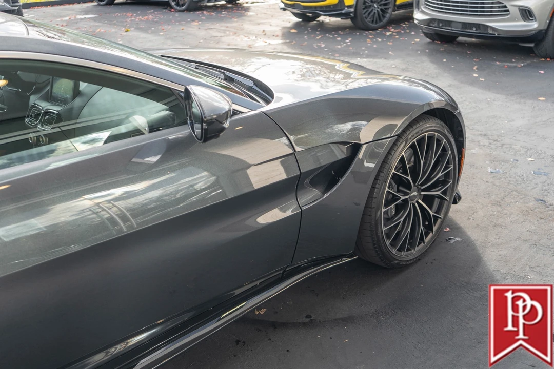 2023 Aston Martin V8 Vantage (2019+) - Image 8 of 21