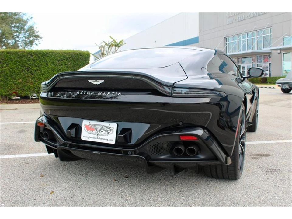 2023 Aston Martin V8 Vantage (2019+) - Image 13 of 31