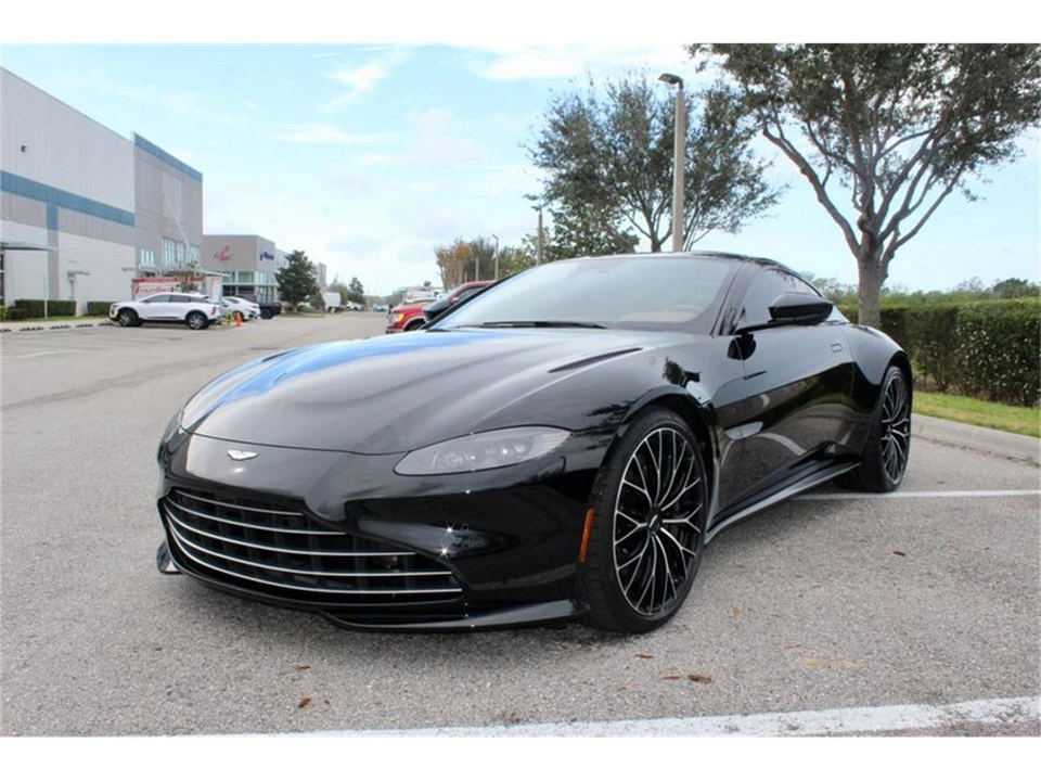 2023 Aston Martin V8 Vantage (2019+) - Image 7 of 31