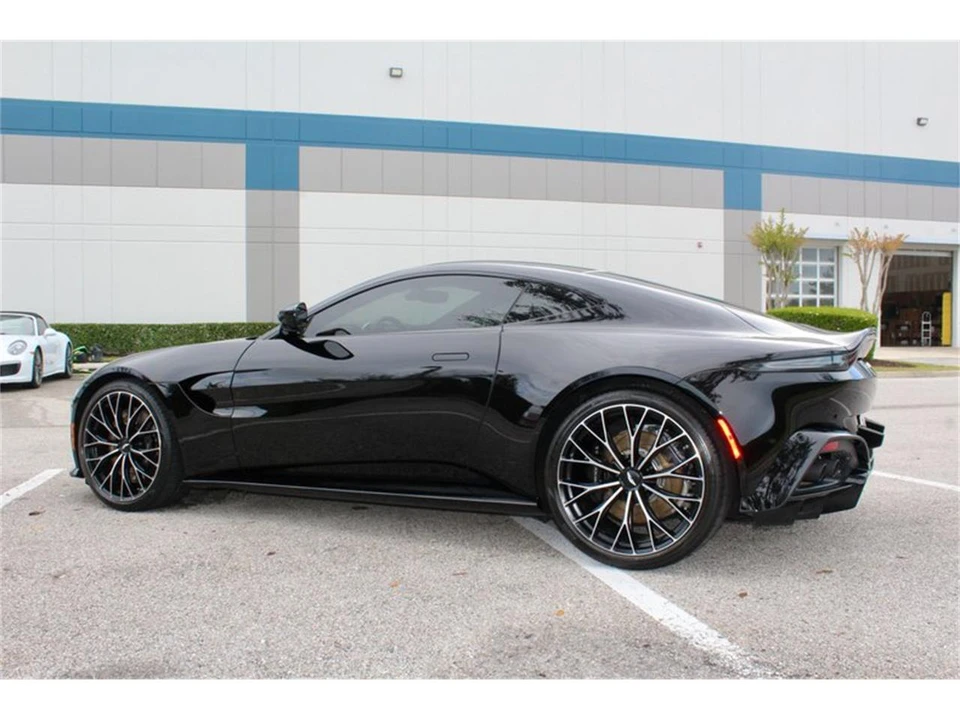 2023 Aston Martin V8 Vantage (2019+) - Image 10 of 31
